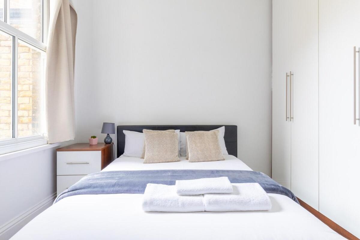 Apartment Spacious 1bd Flat 10 Mins From Battersea Park! London